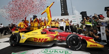 PALOU RUNS SEASON WIN TOTAL TO SEVEN AT IOWA SPEEDWAY 