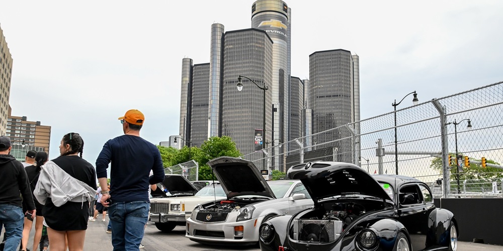 The return of Cruise Night presented by the Detroit Auto Show