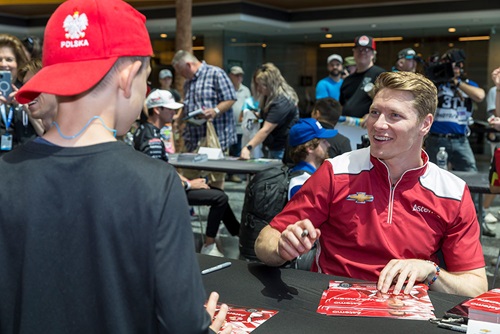 Autograph session at Chevrolet Detroit Grand Prix Presented by Lear